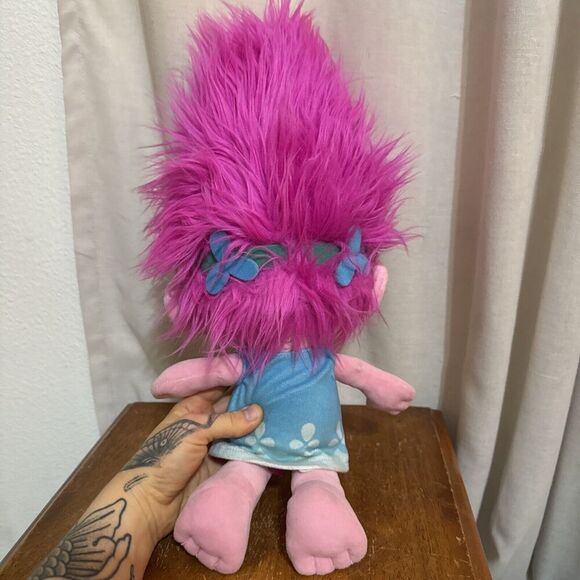 Build a Bear Dreamworks Trolls Princess Poppy 23” Plush Doll with Dress - Picture 3 of 9